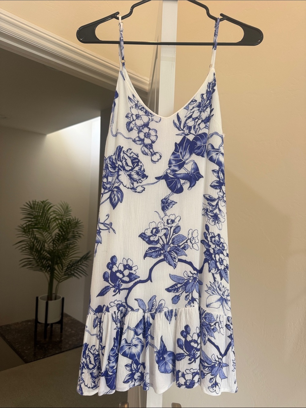 Women's Lulus White & Blue Floral Slip Dress